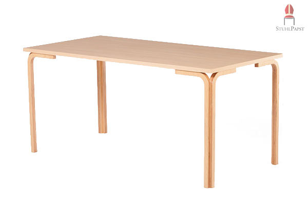 Der Tisch wird leicht und elegant