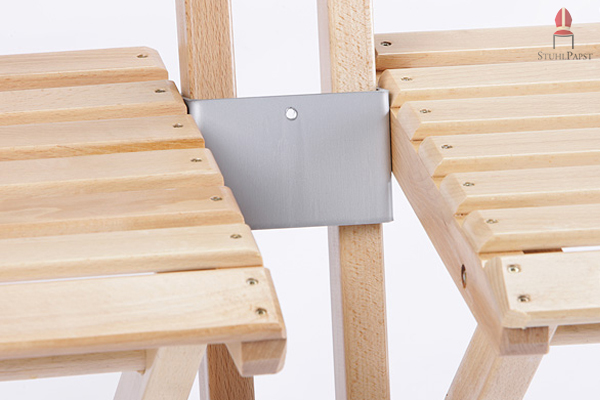 Praktische Verbinder für unsere Klappstühle - für stabile, lange Stuhlreihen