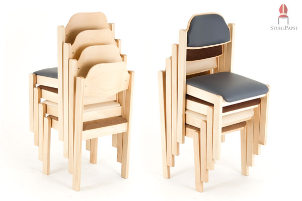 Die Stapelfähigkeit der Holzstühle mit Polsterung ist besonders in begrenzten Räumen nützlich