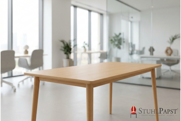 massiv optik konferenztisch helles holz tisch fuer buero modern rechteckiger tisch hochwertig tisch fuer lounge bereich  offenbach